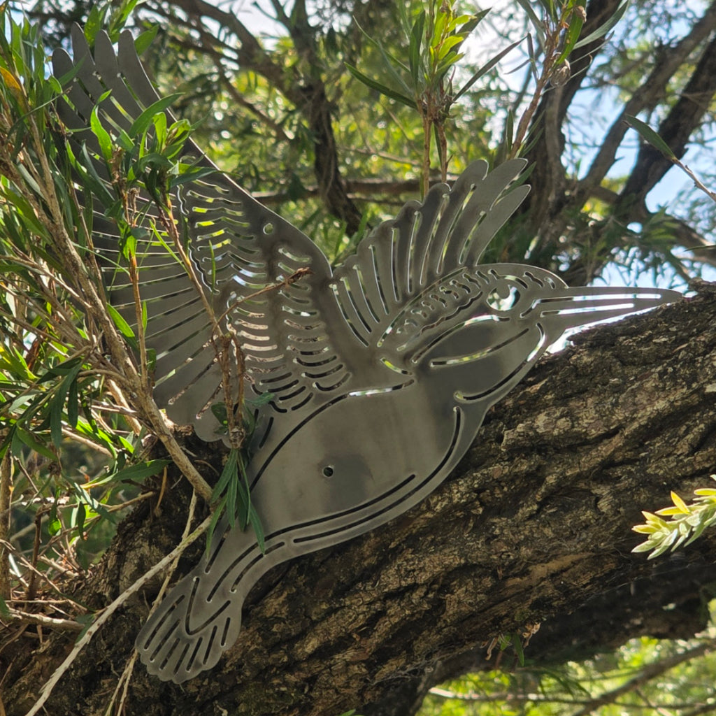 Kingfisher Flying – Murray Metalworks